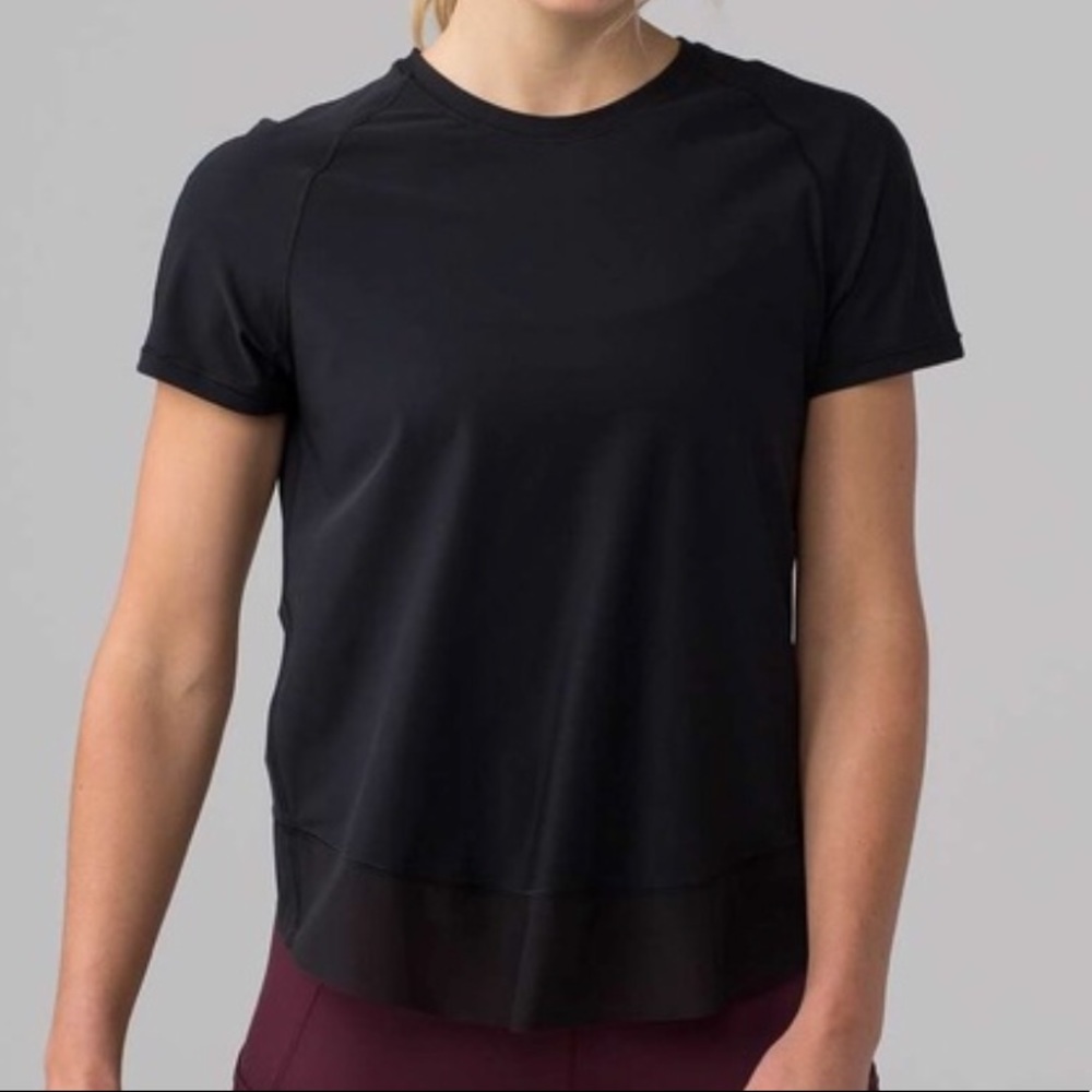 Lululemon Quick Pace Short Sleeve Top